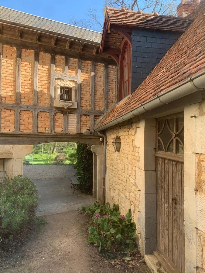 Parc De Lesseps Bed & Breakfast Meunet-Planches Exterior photo